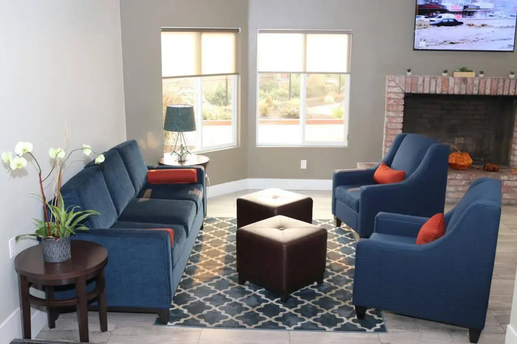 Antioch Inn and Suites