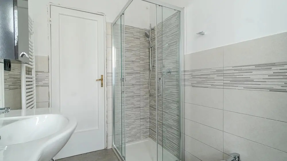 Betti 46 in Rapallo With 1 Bedrooms and 1 Bathrooms