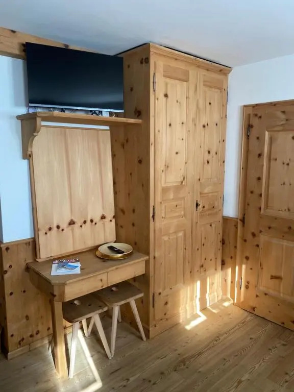 Relaxing confortable studio, heated garage, skiroom