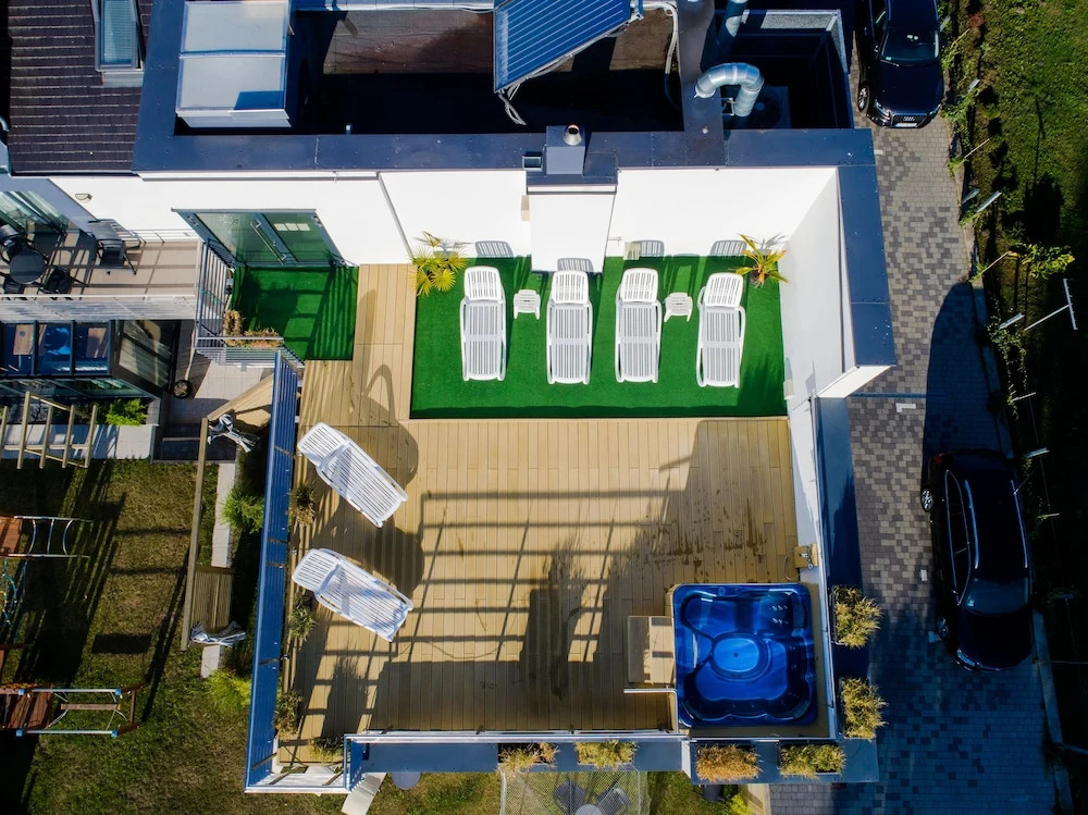 Apartamenty Villa Baltica Rewal - jacuzzi na dachu, wi-fi, parking w cenie