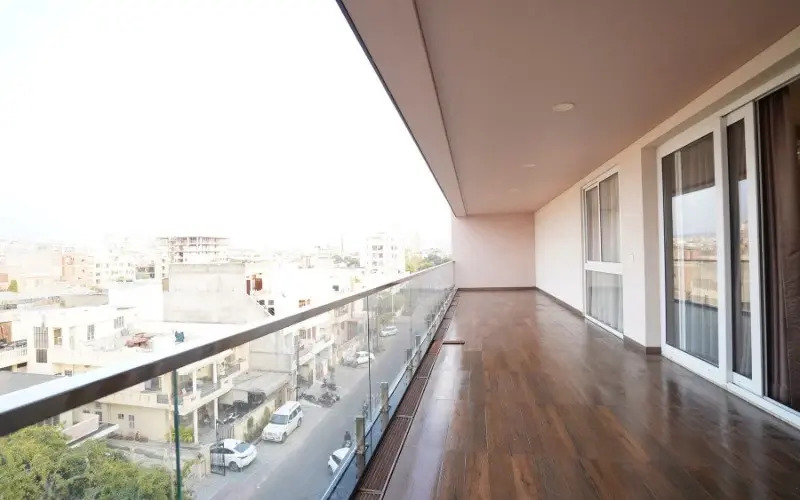 M Casa