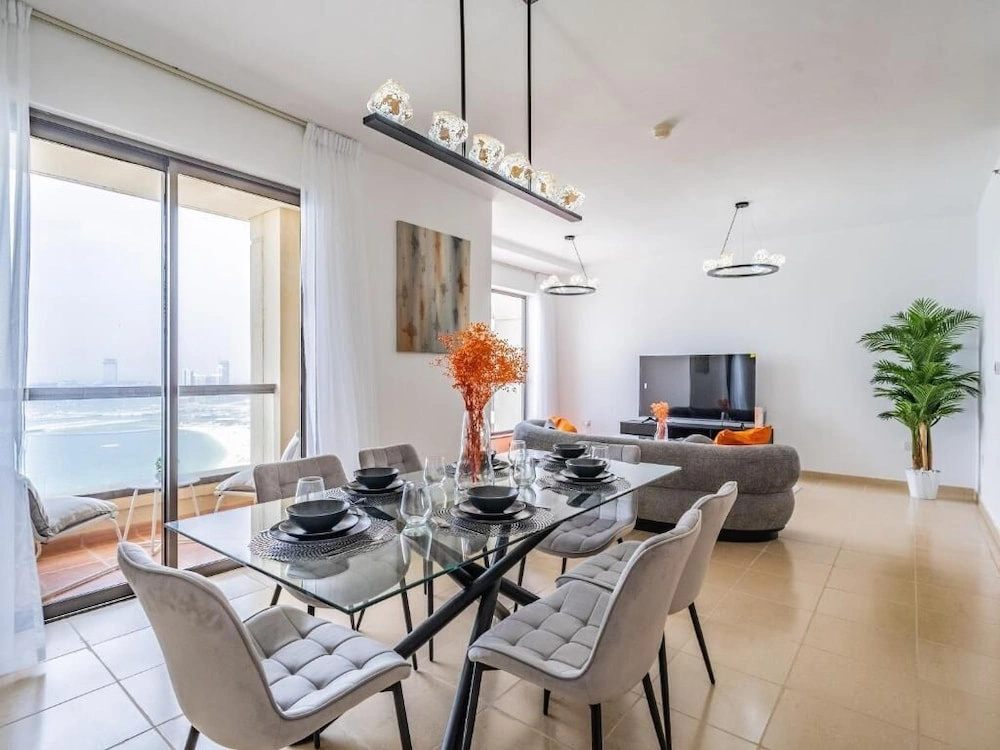 Spacious 2BR-Dubai Eye & Sea View -JBR