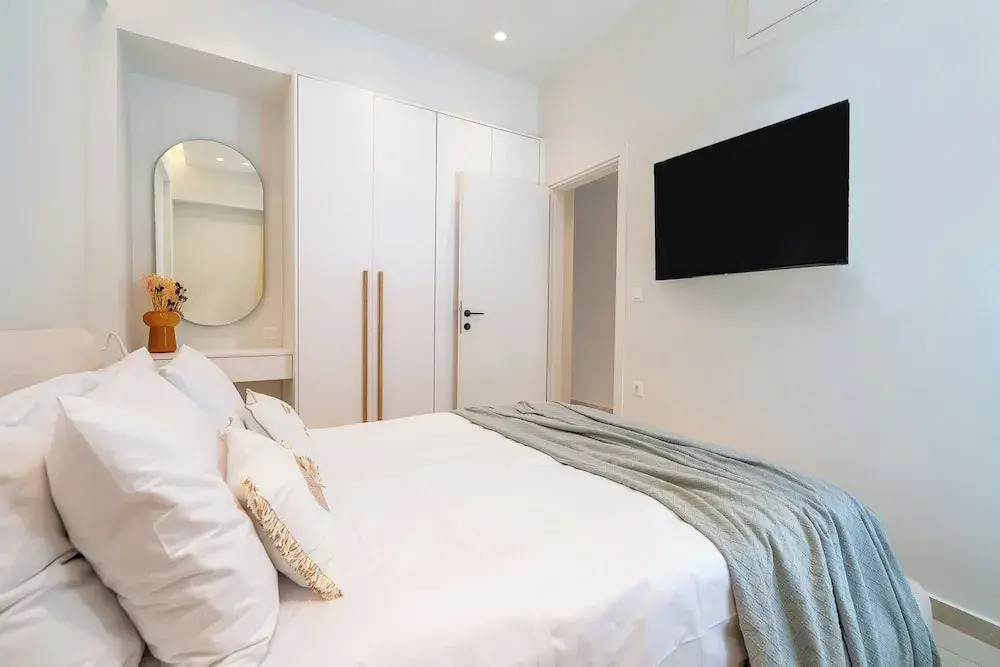 Inia Apartments