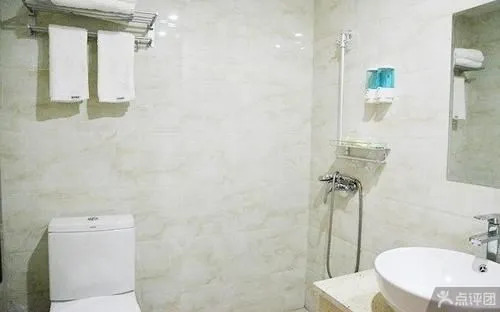 Golden Pillar Business Hotel