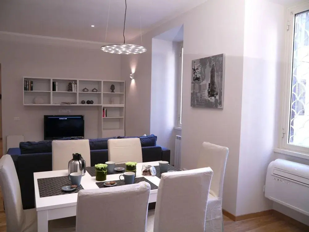 Sleep in Italy - SpanishSteps Apartments