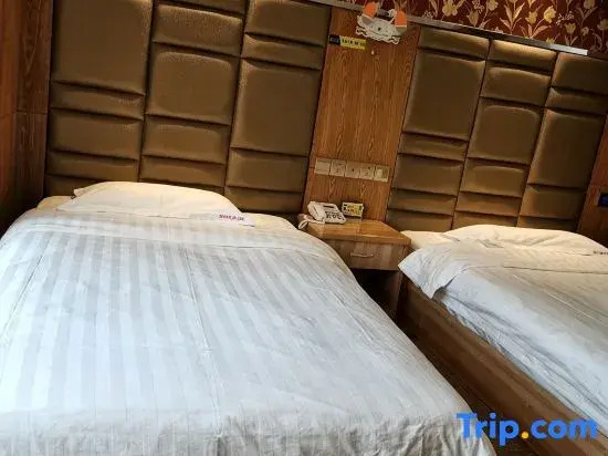 Guangyuan Shunlin Business Hotel