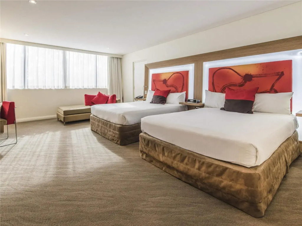 Novotel Sydney West HQ