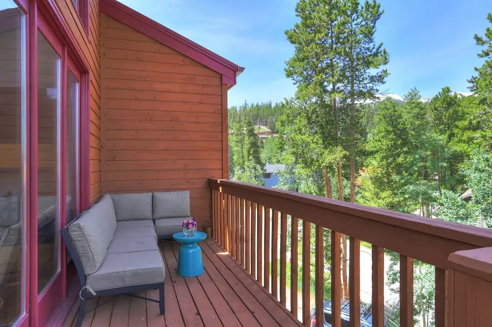 Sophie's Chalet 3 Bedroom Townhouse by Redawning