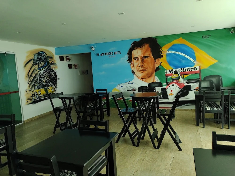 Hotel Paddock