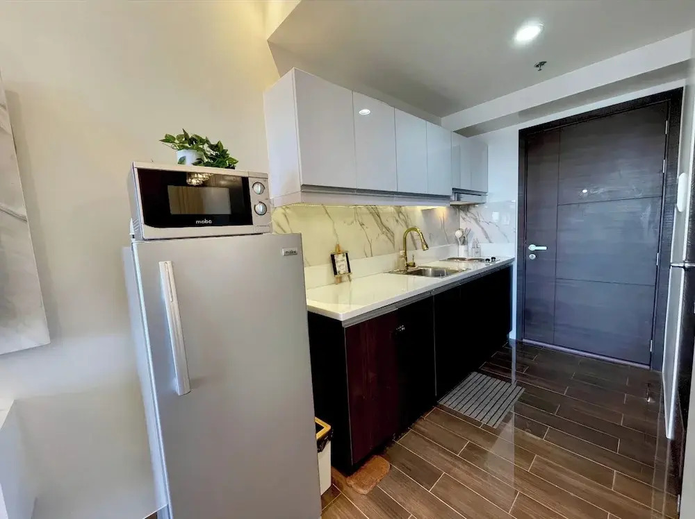 Luxurious White & Gold Haven in Makati