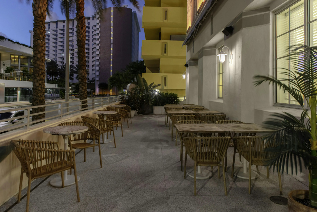 Hilton Garden Inn Miami South Beach