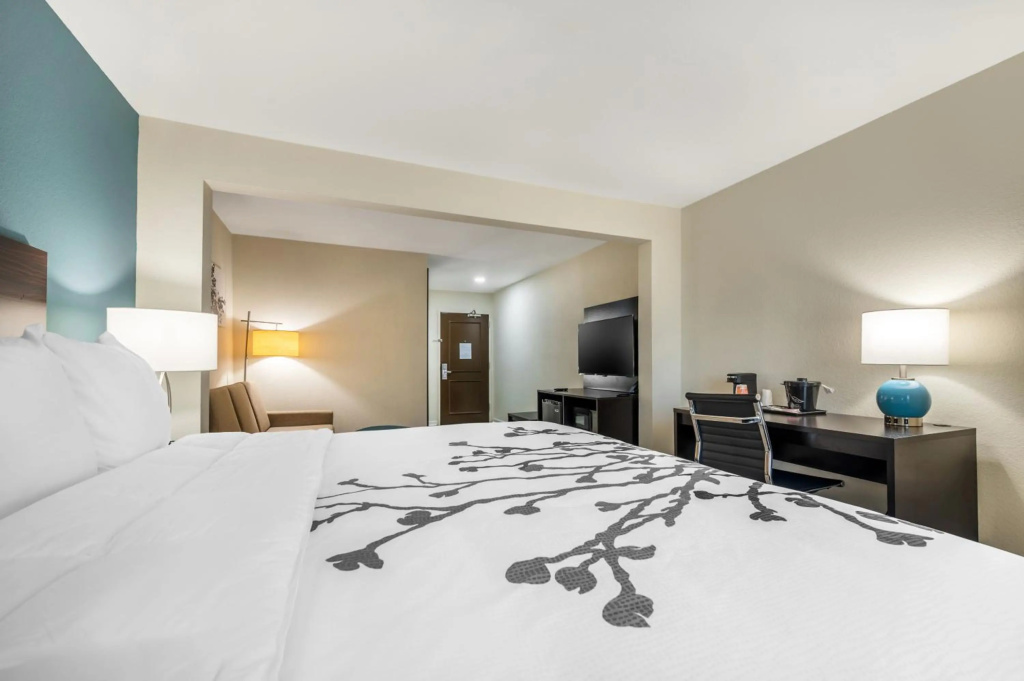 Sleep Inn & Suites Newport News City Center Area