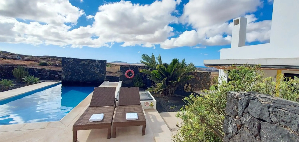 Sand Volcano Villa 2