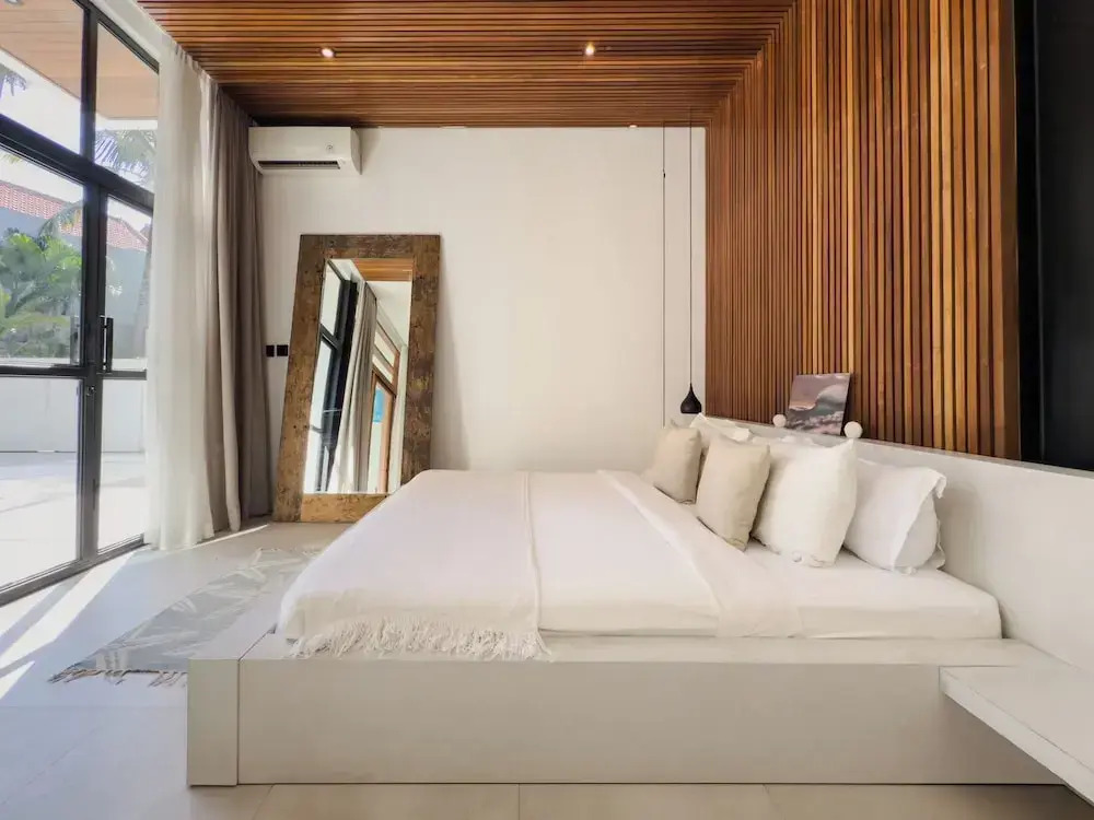 Baliwood Residence Villas by BREIG