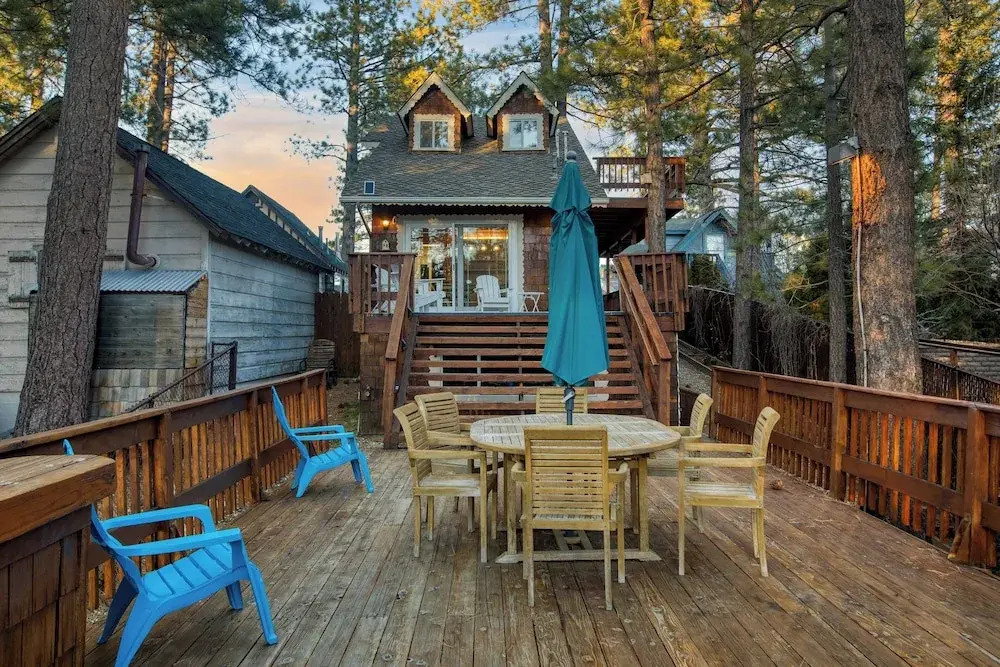 Lakefront w/ Private Dock, Hot Tub, Large Deck, Views Lakeside on Lagunita