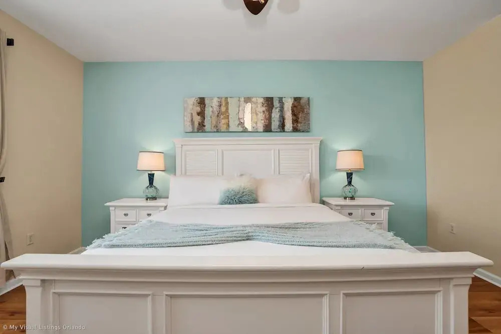 Polished, Luxurious Condo in Vista Cay, Near Themed Parks! #4vc206