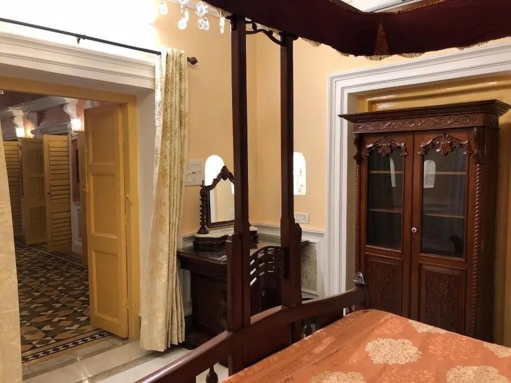 COSSIMBAZAR PALACE OF THE ROYS