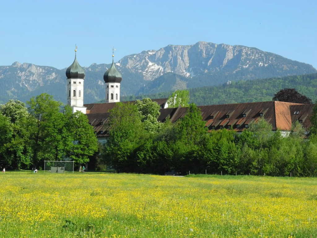 Gäste- und Tagungszentrum im Don Bosco Kloster Benediktbeuern