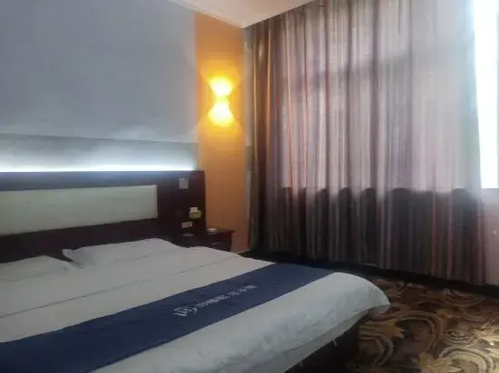 Home Inn Huaxuan Hotel (Duolun Longzehu Branch)