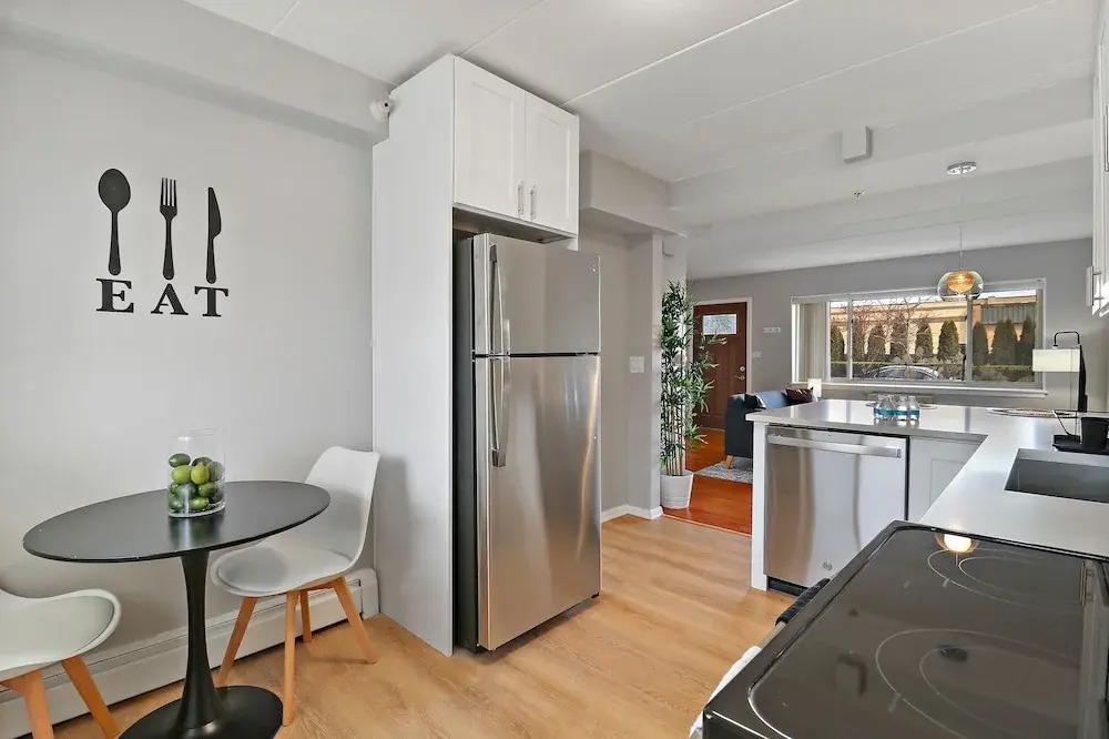 Recharge in Charming 1BR Apt - Salem 5A