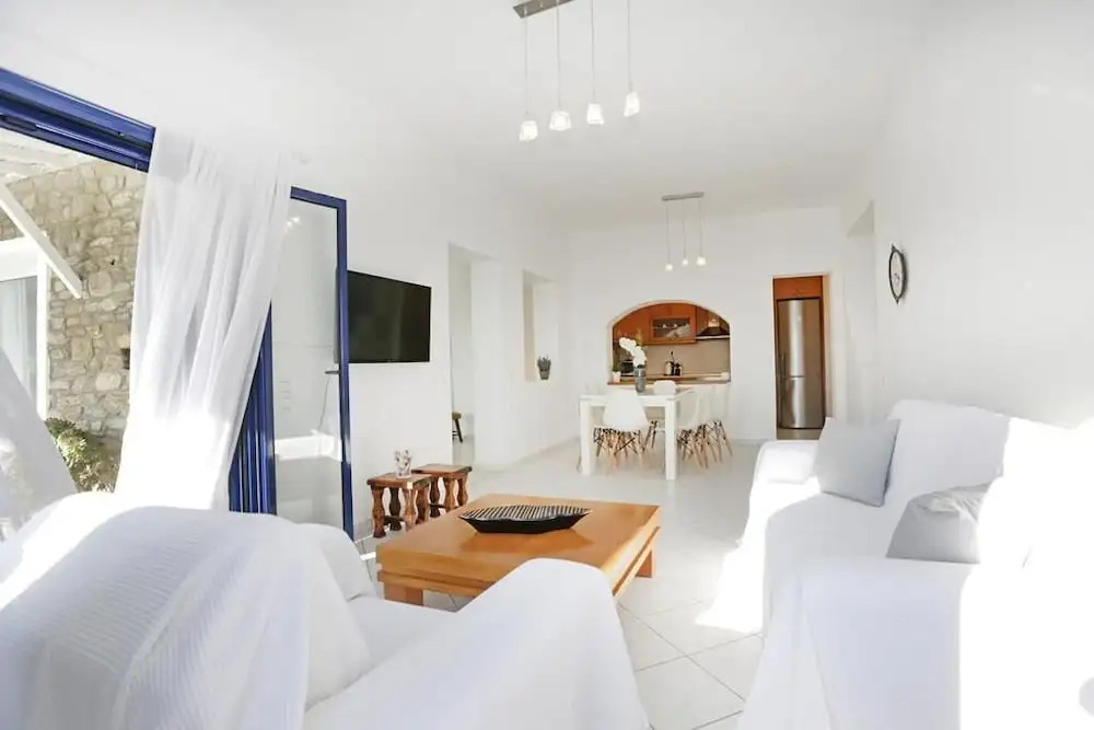 Villa Aella