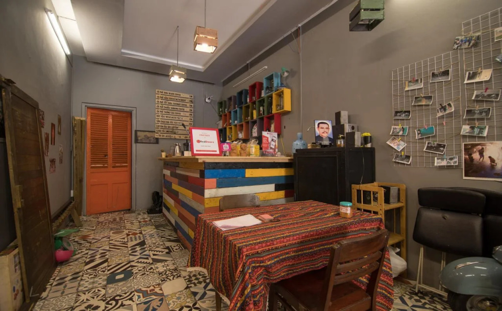 RedDoorz at Nguyen Binh Khiem Street