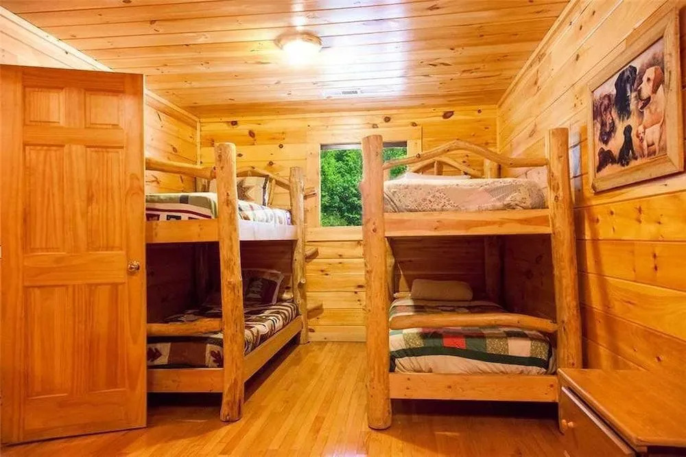 Layz Dayz Lodge by RedAwning