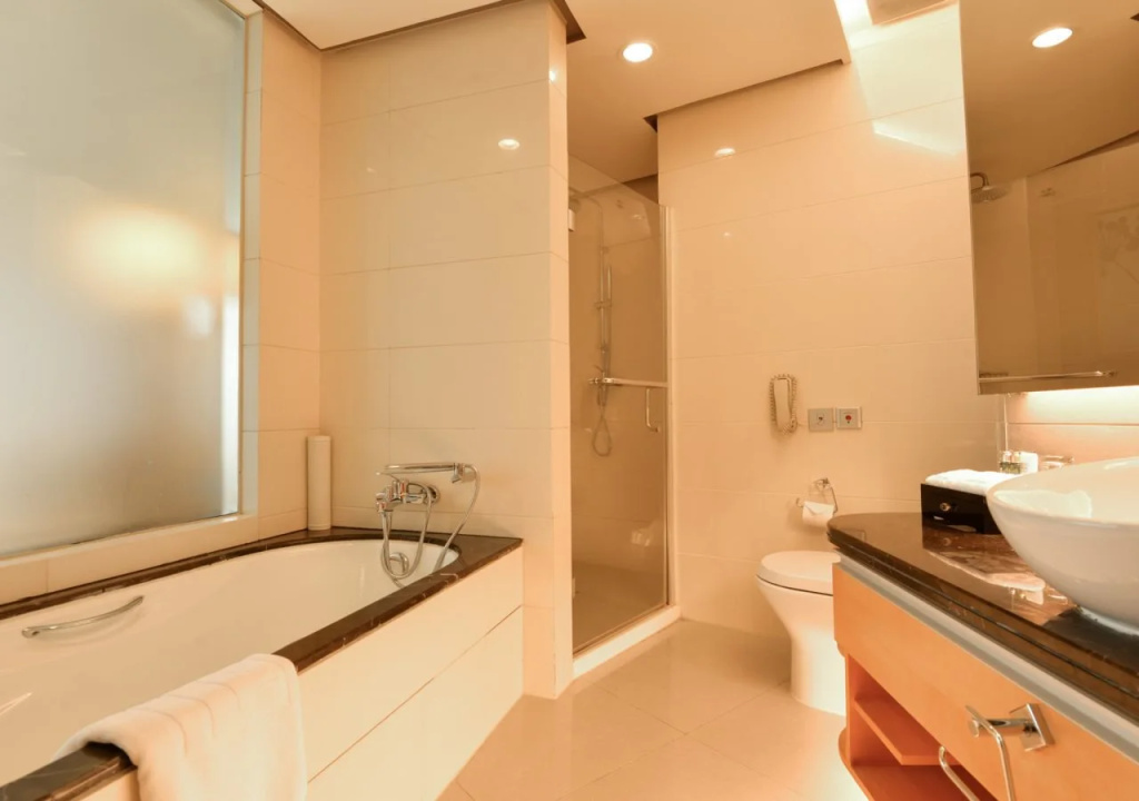 Regal Jinfeng Hotel