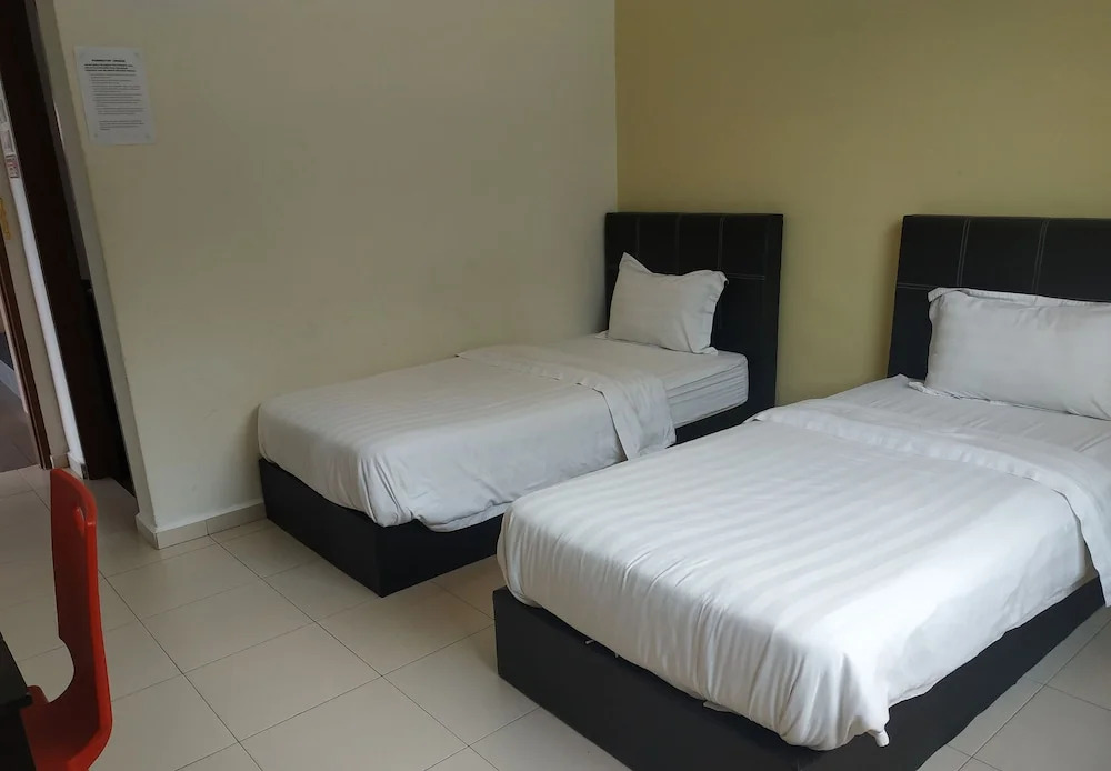 Alor Villa