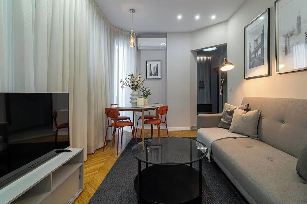 Urban 1BR Loft Residences - Modern Comfort in Bucharest Center