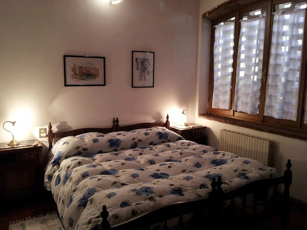 Amazing Stay in Tuscany Rustic Style
