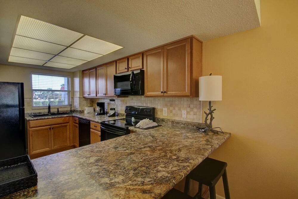 118 El Matador 2 Bedroom Condo by RedAwning