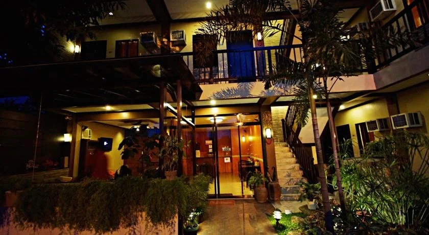 Pacific Palm Suites Davao powered by Cocotel