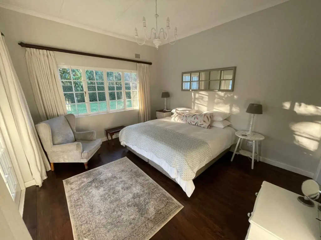 Protea Manor