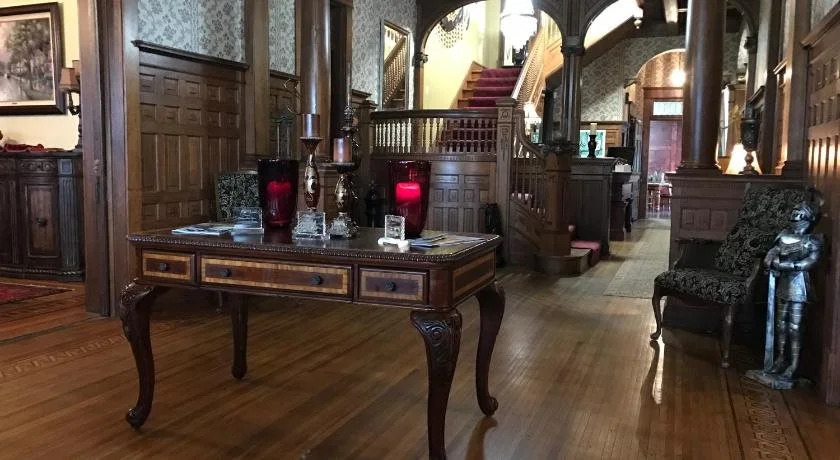 Edwardian Inn