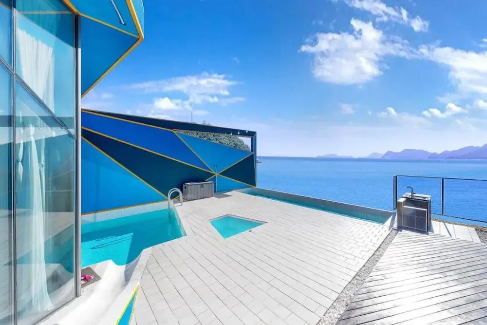 Namhae Pumda Pool villa Pension