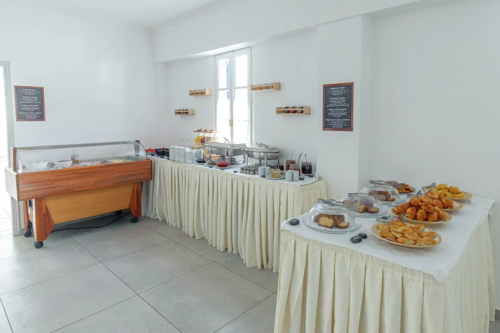 Rivari Santorini Hotel