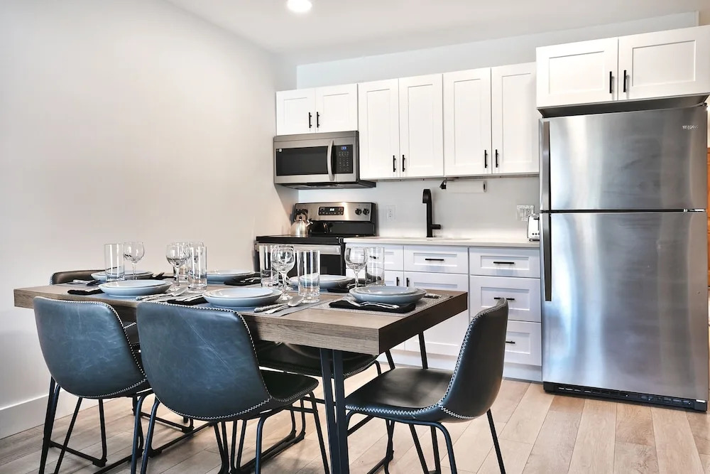 Snowcrest 317 2 Bedroom Condo by RedAwning