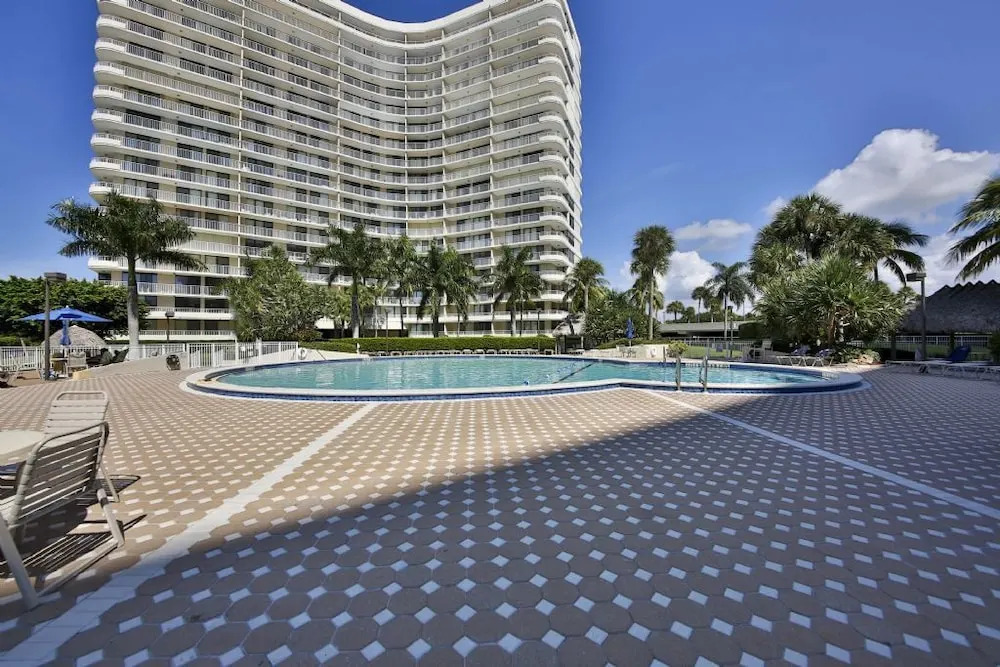 Seaview Condo #12929