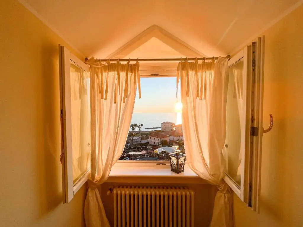 H11 Finestra Sul Mare - Santo Stefano