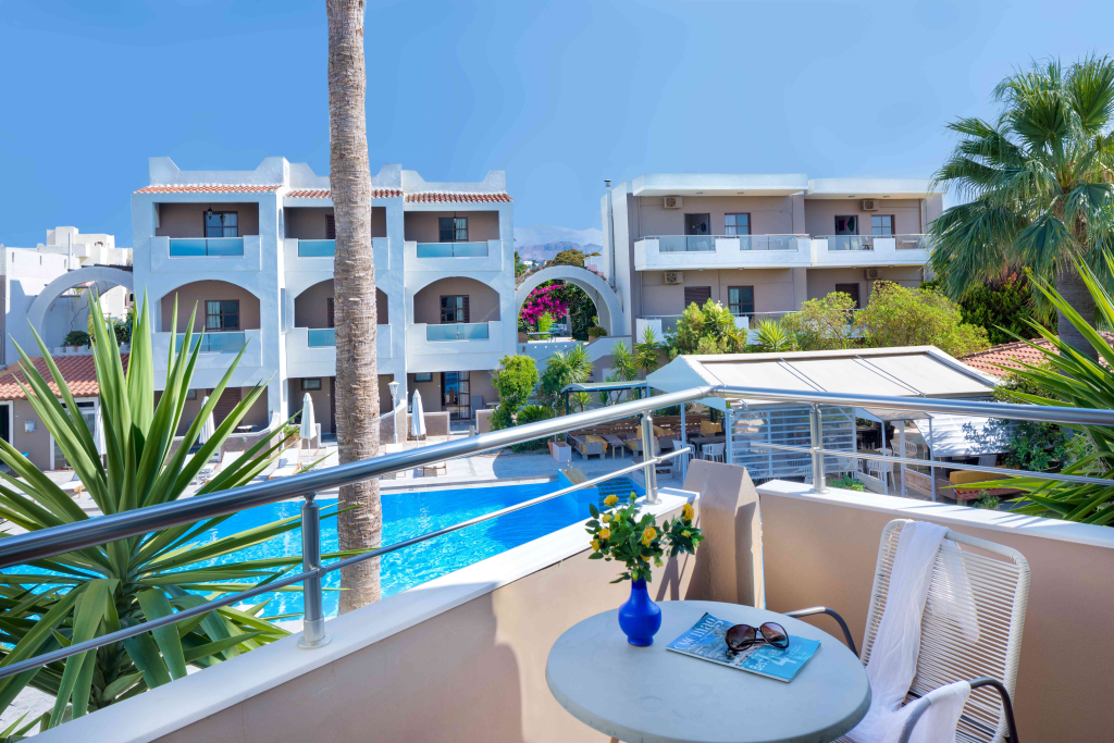 Nireas Hotel