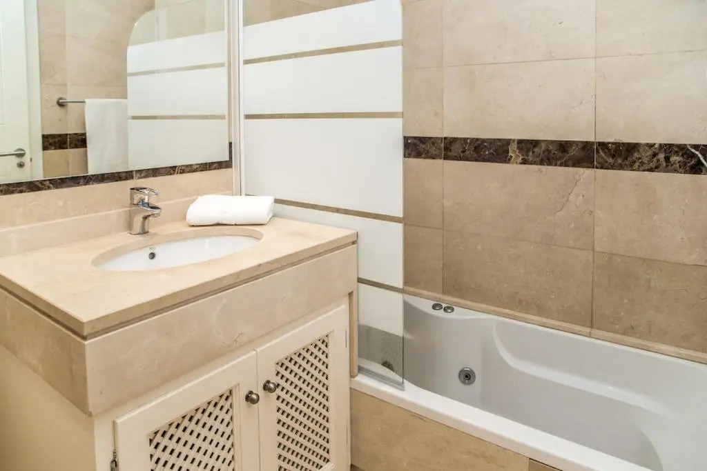 Luxury Duplex Penthouse Alcazaba Beach - RDR157