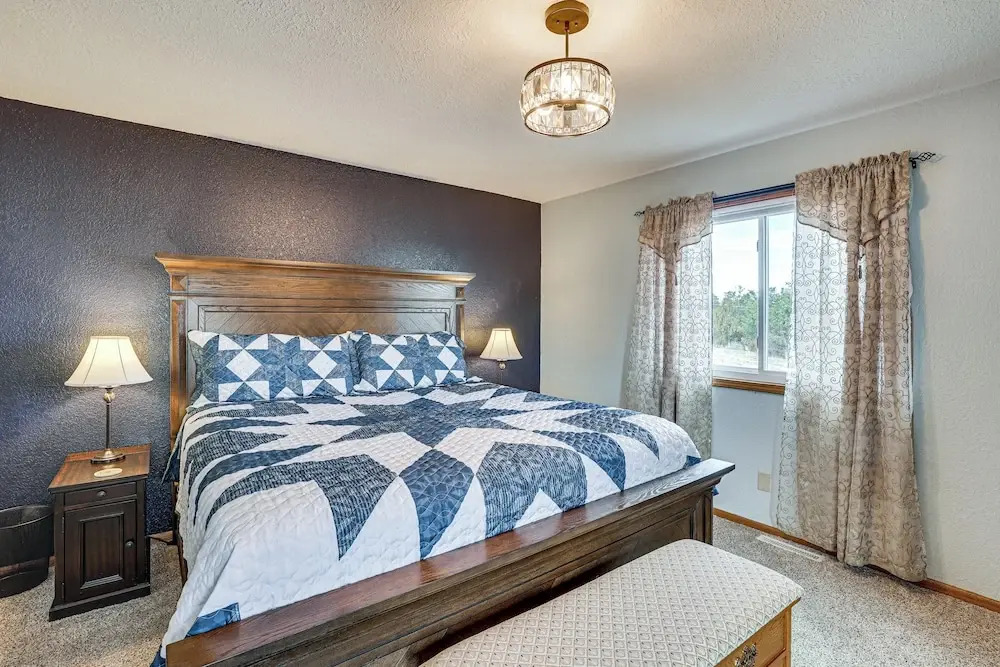 Scenic & Serene Rapid City Getaway on 1 1/2 Acres!