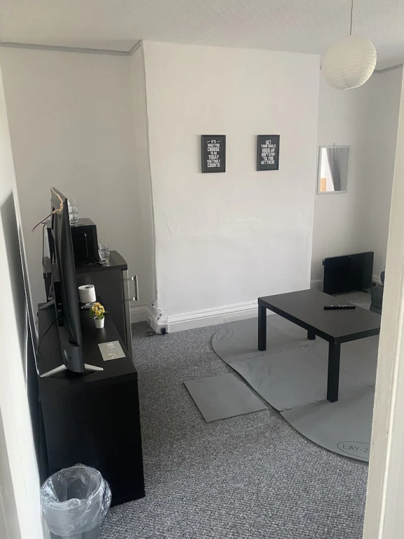 Sapphire Suites, Stunning 2-bed House in Bradford