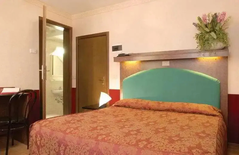 Moderno Hotel