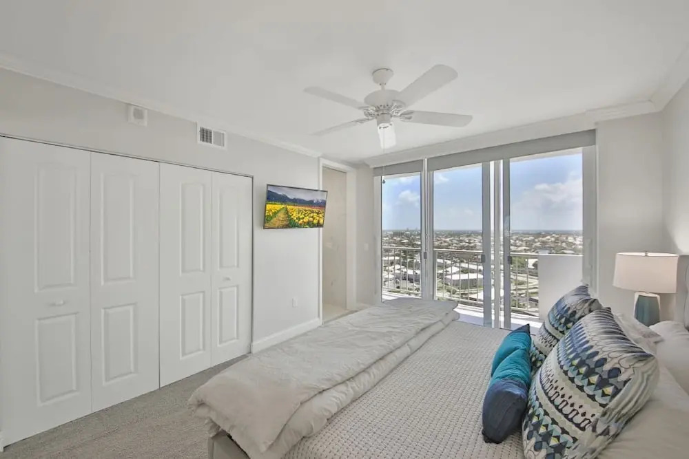 Admiralty House Unit 1706 Marco Island Vacation Rental 2 Bedroom Condo by Redawning