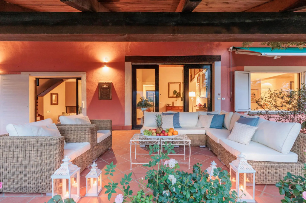 Cà Uvenere, Modern Farmhouse with Pool