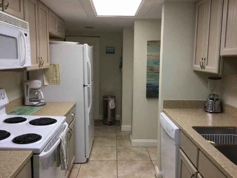 NEW Listing Welcome to Ocean House Condo 104 Pool Time
