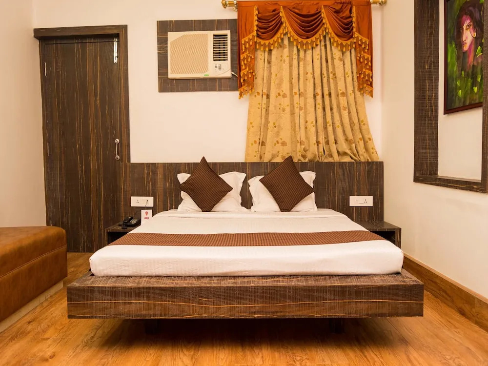 OYO 6644 Rittika Mansion