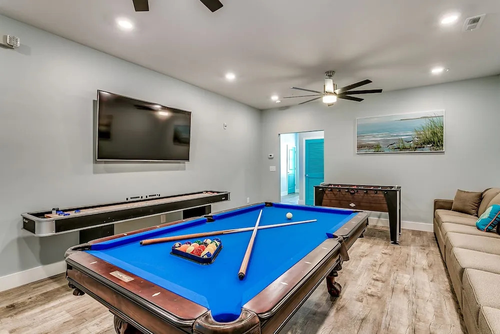 Together Resorts Cherry Grove Resort at 5401 A N Ocean Blvd